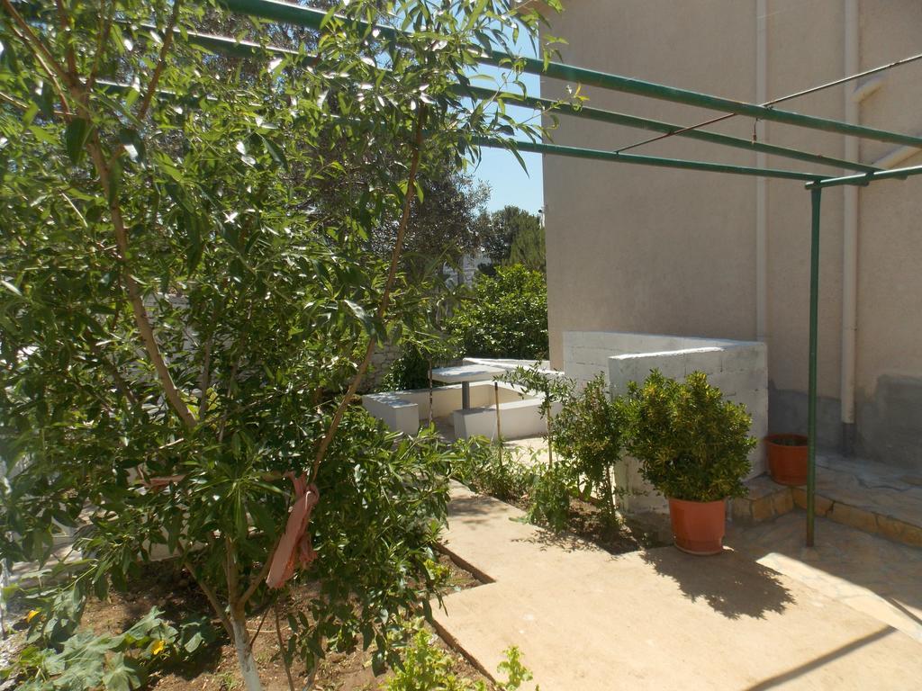 Guest House Vila Bega Sarandë Exterior foto